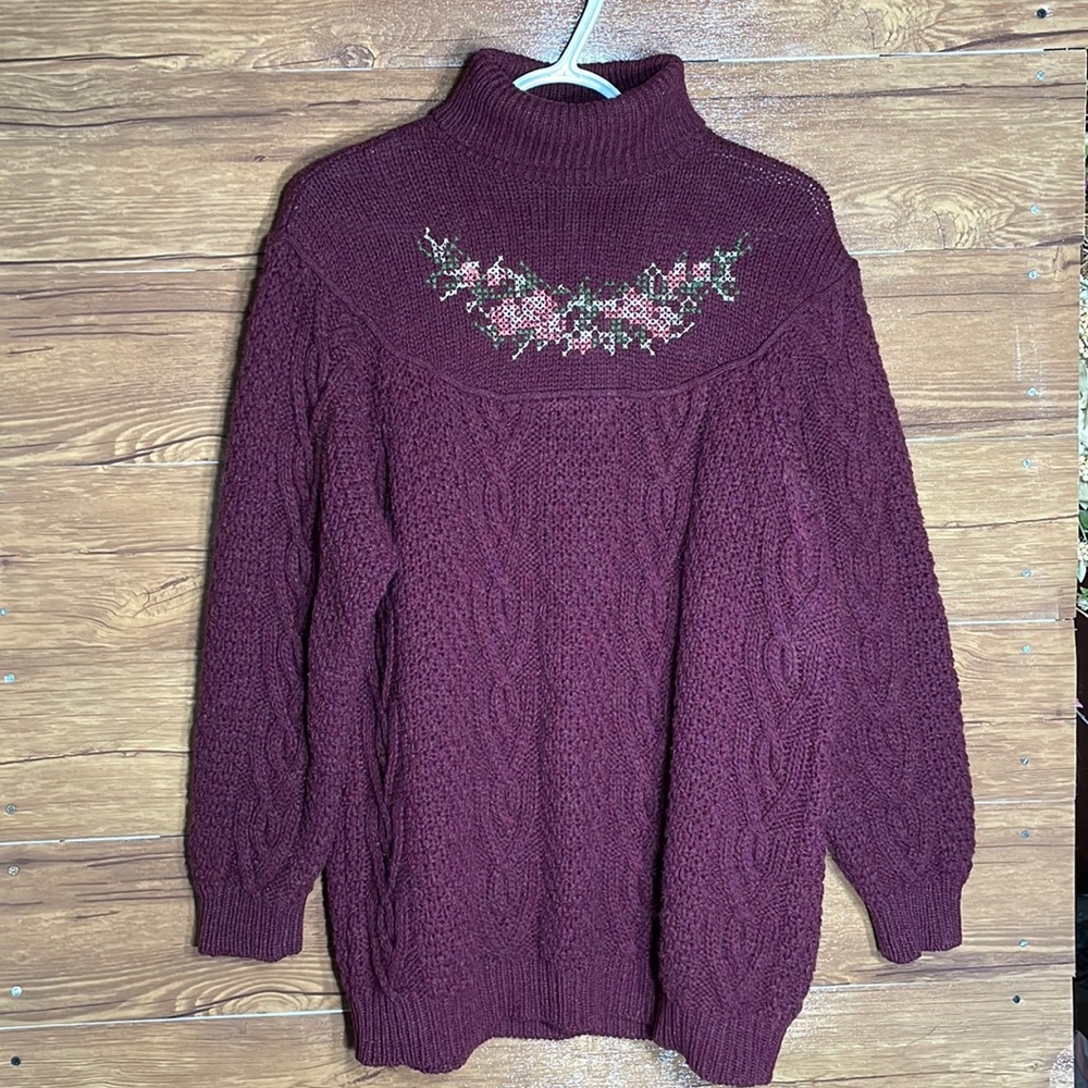 United colors of Benetton %100 Pure New Wool womens sweater size 48 US Size 12
